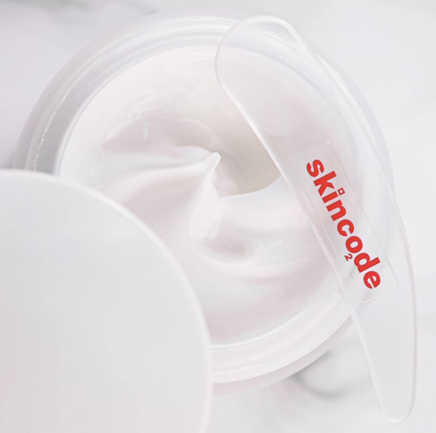 Revitalizing Eye Cream